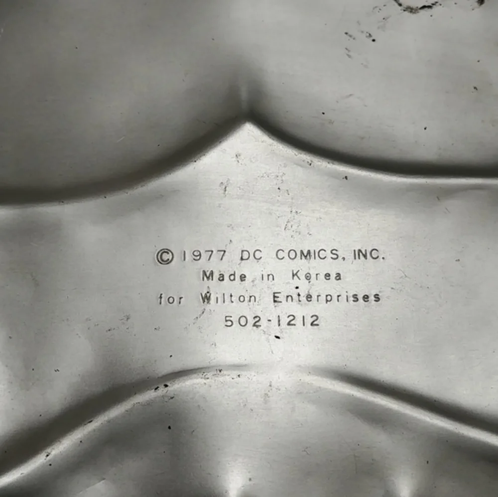 Vintage Superman DC Comics Cake Pan‎